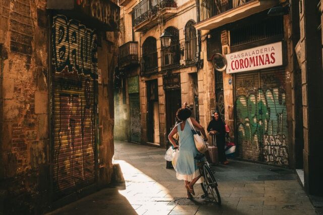 Ce merită să știi înainte să cumperi o bicicletă electrică — revistaperformanta.ro